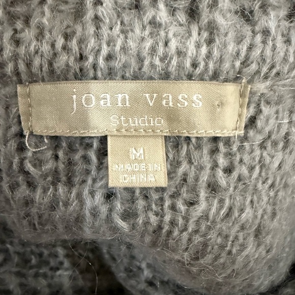 Joan Vass Women’s Fuzzy Mohair Wool Blend Sweater Grey Bat Wing Size Medium - Picture 6 of 8